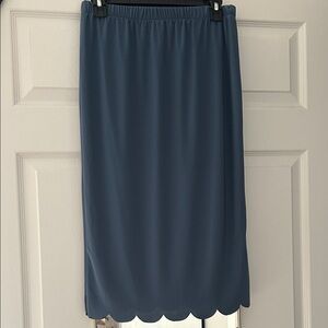 Classic Scallop Hem Pencil Skirt in Slate Blue